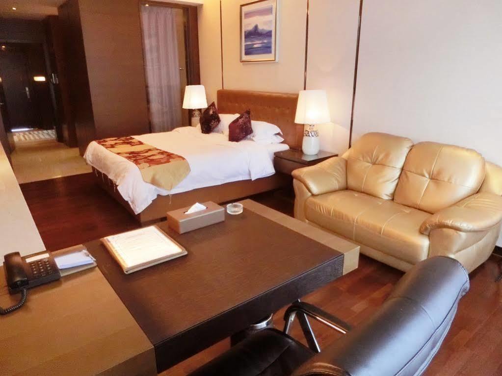Estay Residence • Poly Central Pivot Гуанчжоу Екстер'єр фото